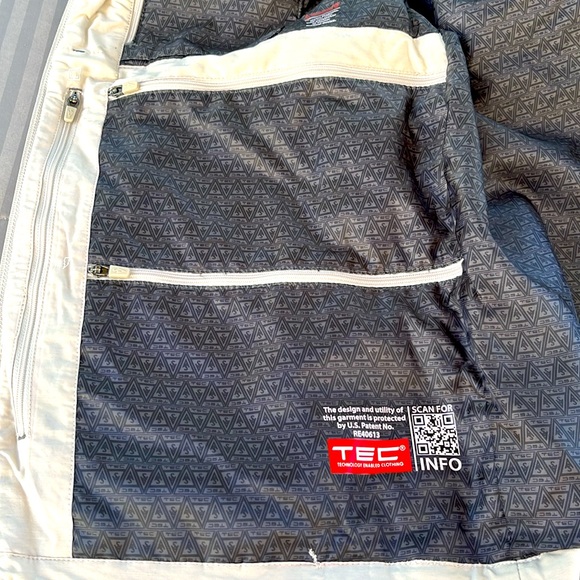 SCOTTEVEST Q.U.E.S.T VEST!!!! For Men. Size M. NWT!!! - Picture 7 of 14